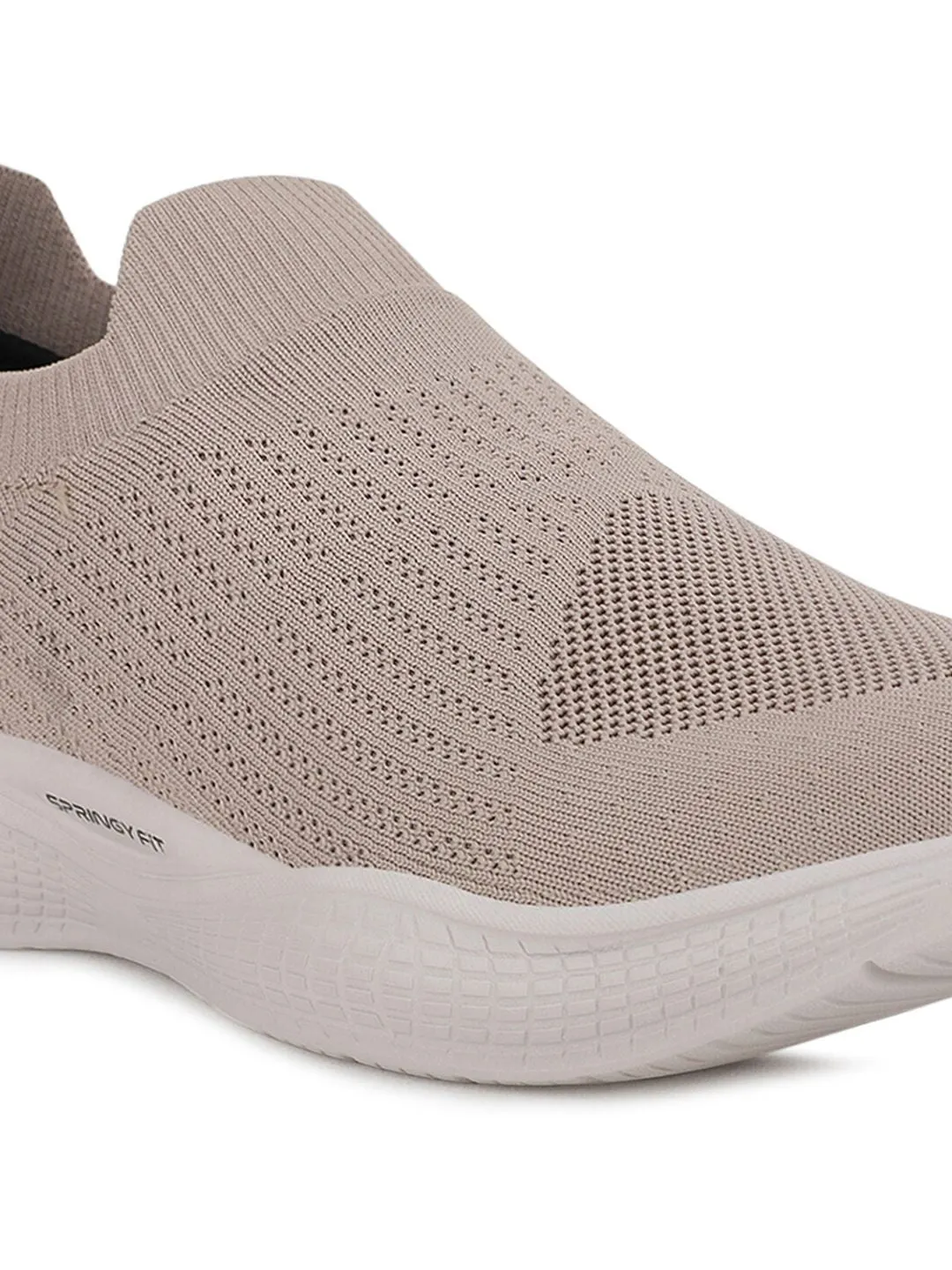 Campus Men Beige Mesh Running Shoes