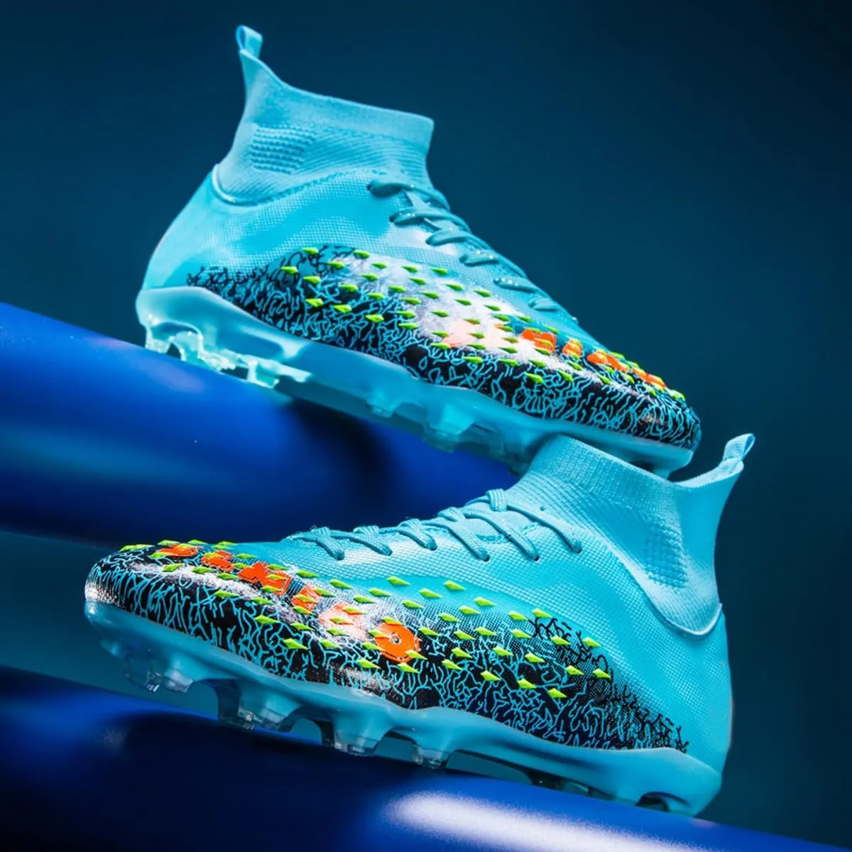 DHOVOR Boys Football Cleats High-Tops Football Shoes for Kids Soccer Cleats Professional Athletic Training Soccer Shoes