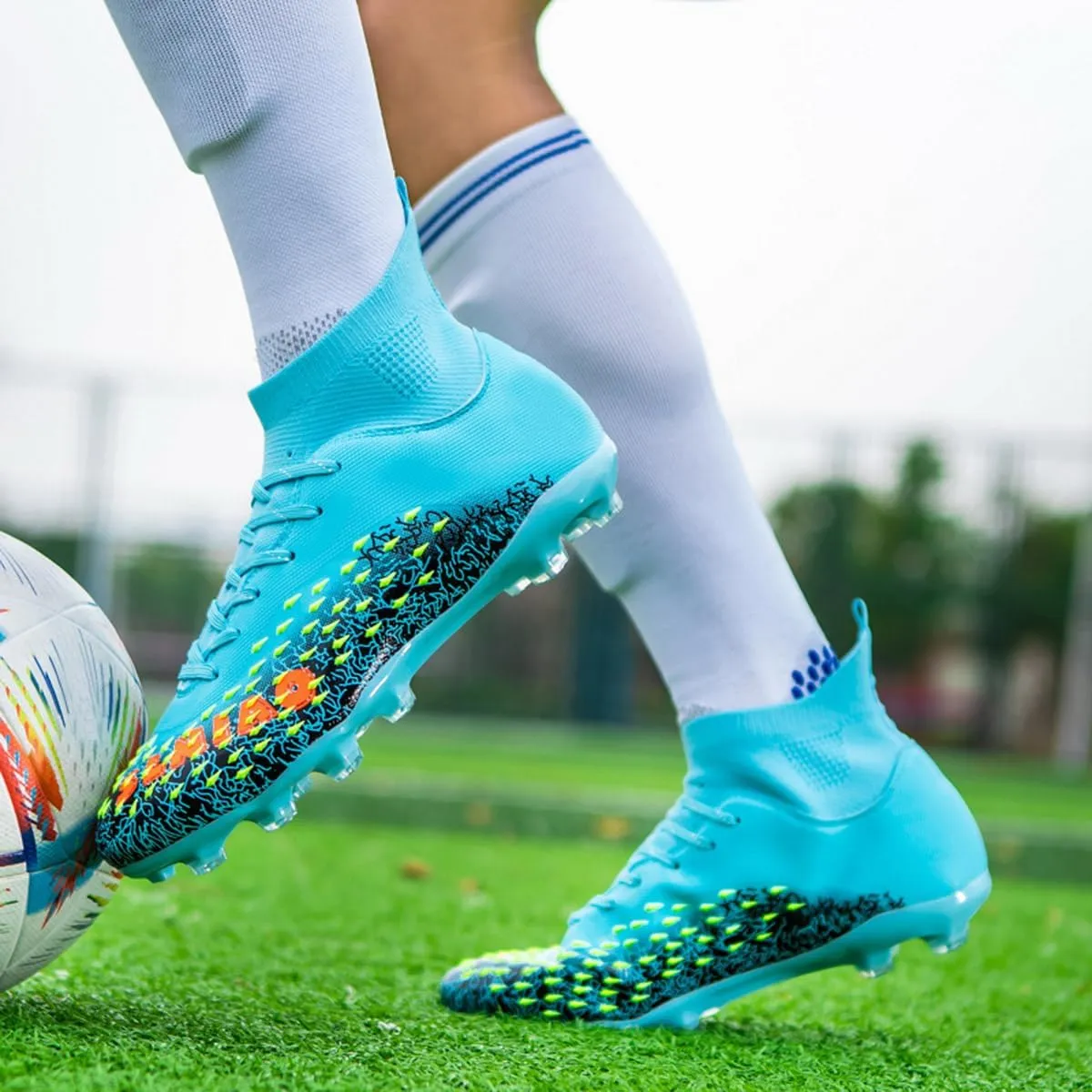 DHOVOR Boys Football Cleats High-Tops Football Shoes for Kids Soccer Cleats Professional Athletic Training Soccer Shoes