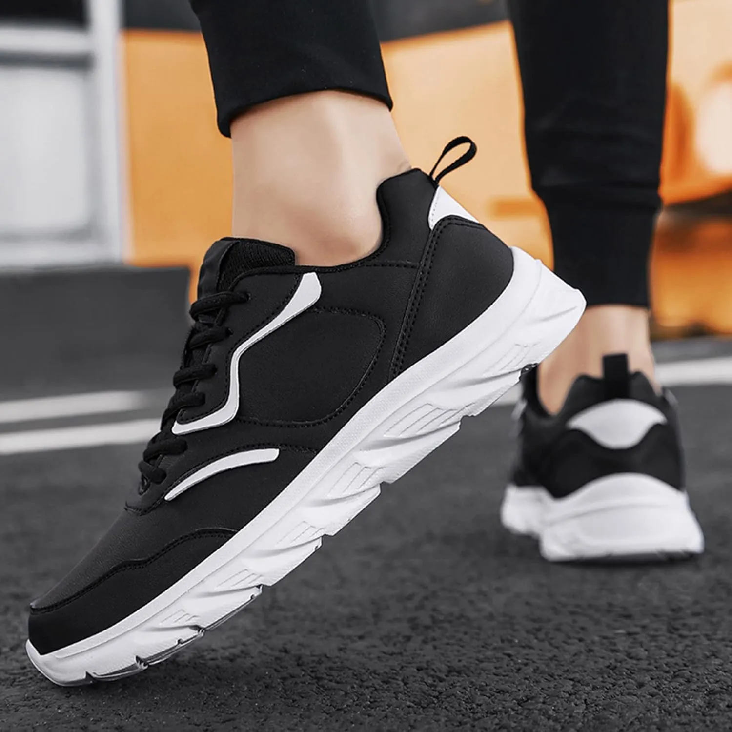 Fashion Men Sports Shoes Flat Lightweight Lace Up Solid Color Comfortable Simple Design Sneaker Boots for Men