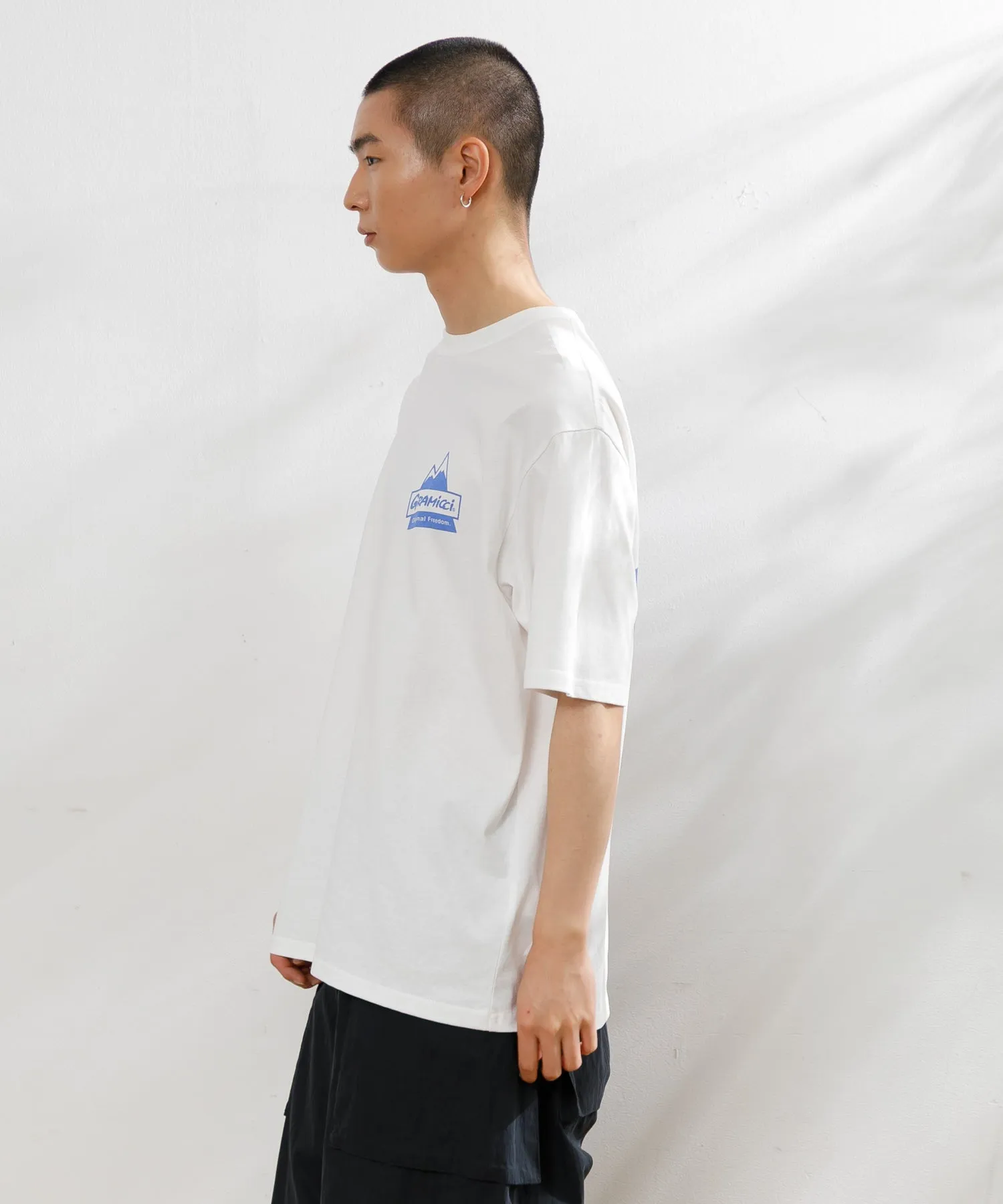 【MEN , WOMEN】GRAMICCI PEAK TEE