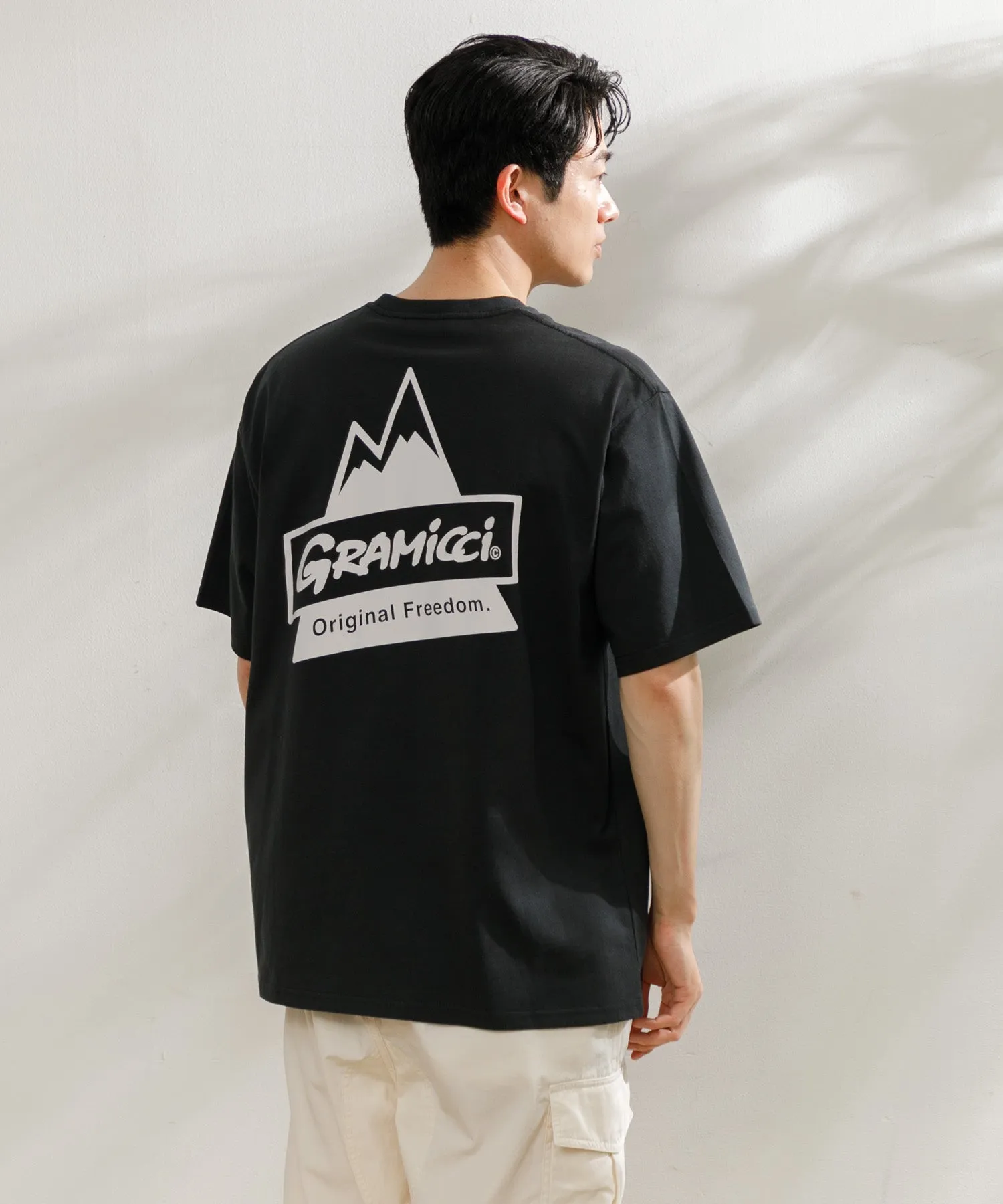 【MEN , WOMEN】GRAMICCI PEAK TEE