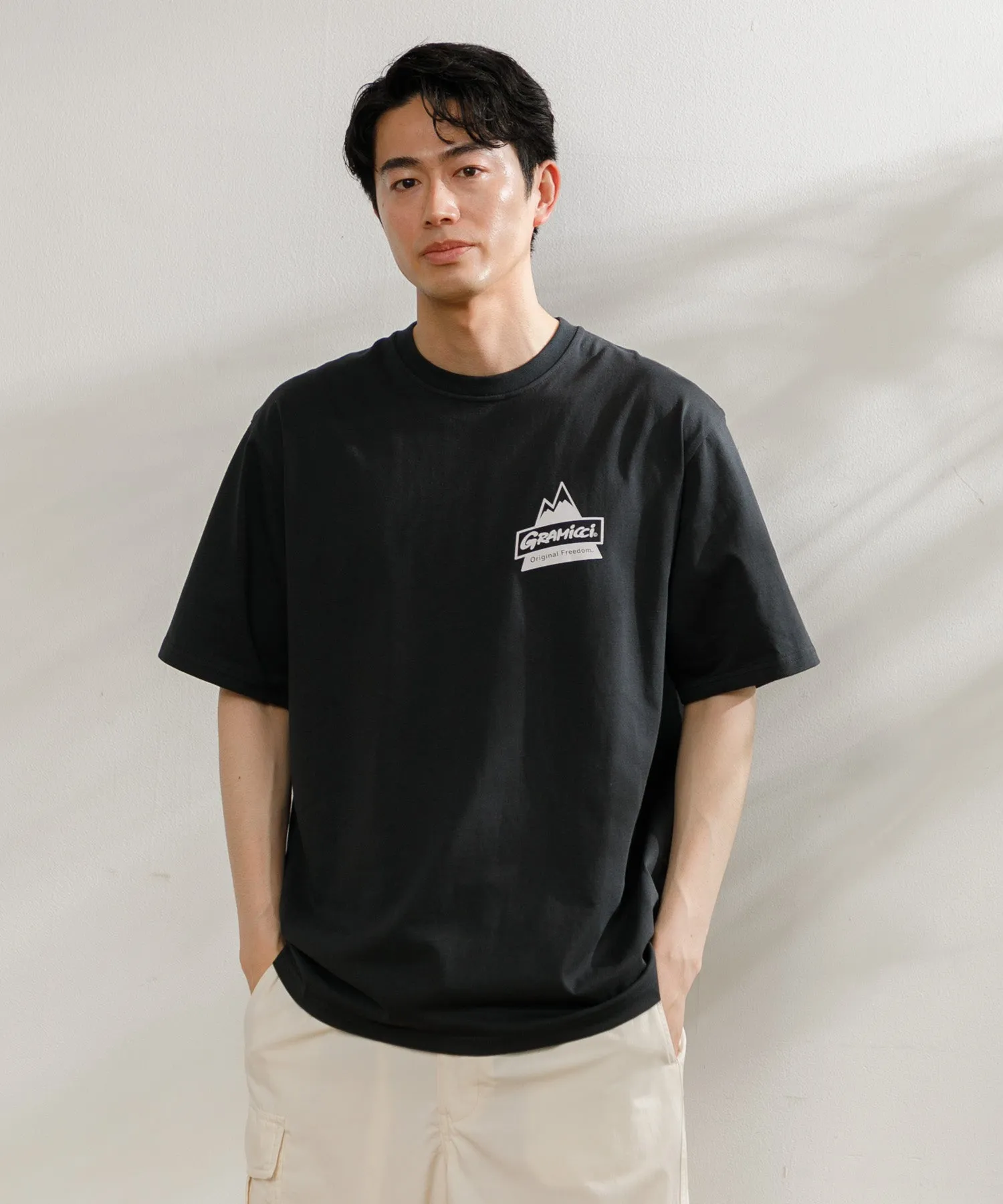 【MEN , WOMEN】GRAMICCI PEAK TEE