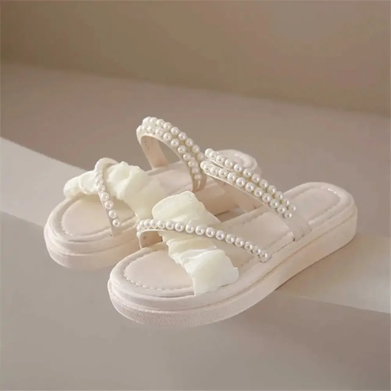 Merendy Aya Flat-Heel Open-Toe Platform Cake Slide Sandals
