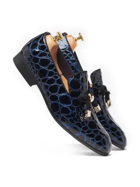 Sure, heres an optimized product title with modifiers:

Mens Stylish Scorpion Blue Leather Loafers - Comfortable Slip-On Dress Shoes