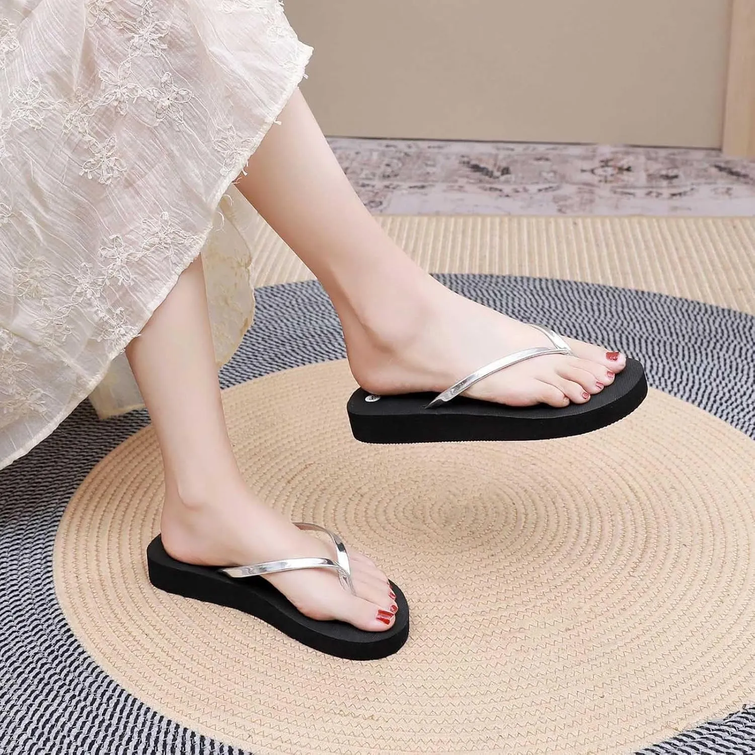 Women Summer Flat Flip Flops Comfort Flats Slippers Lightweight Clip Toe Thong Slides Sandals Beach Shoes